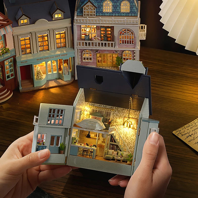 Casa De Boneca em Miniatura Realista com Móveis e Led DaToy®